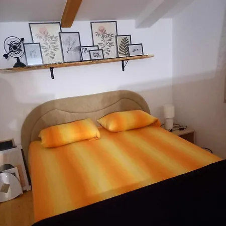 /hosting/listings/editor/1060304762826996106/view-your-space Apartamento *